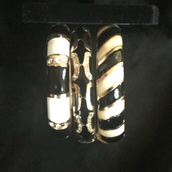 Vintage Black/White/Gold Bangle Bracelets x 3 - Picture 3 of 4